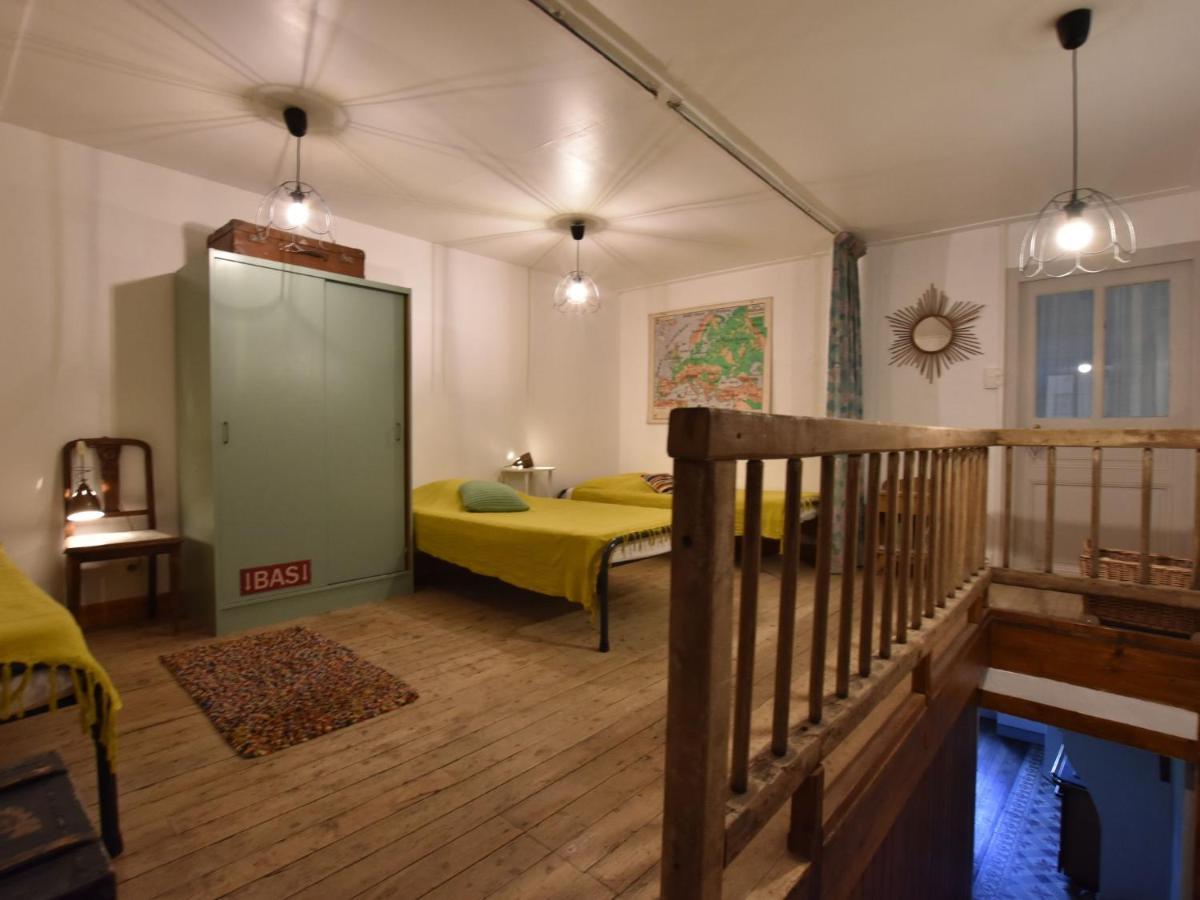 Spacious Holiday Home Near The Forest Barricourt Екстериор снимка